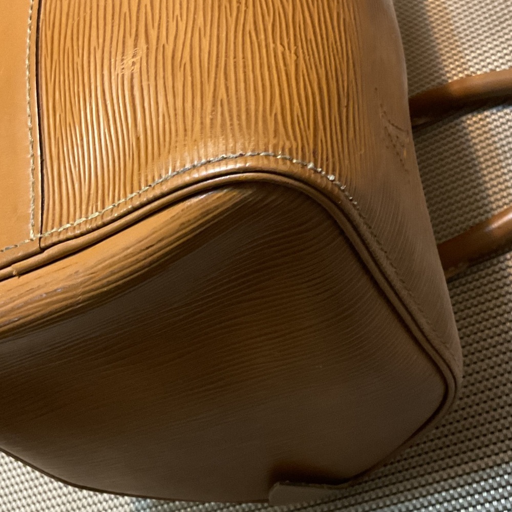 Louis Vuitton Epi Leather speedy 30 SP0076 - Picture 9 of 16